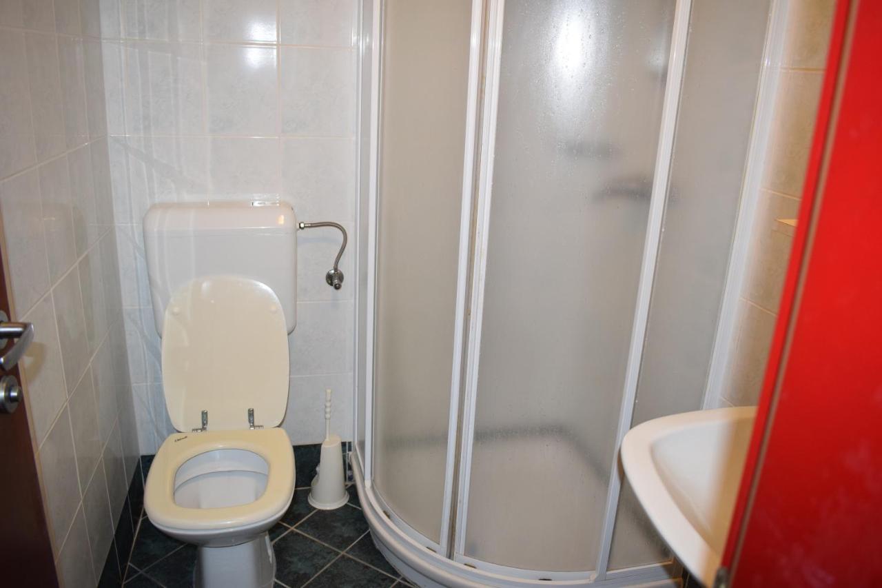 Esperanza Apartment プーラ エクステリア 写真