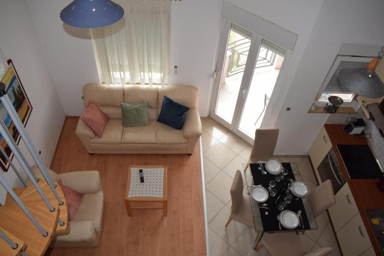 Esperanza Apartment プーラ エクステリア 写真